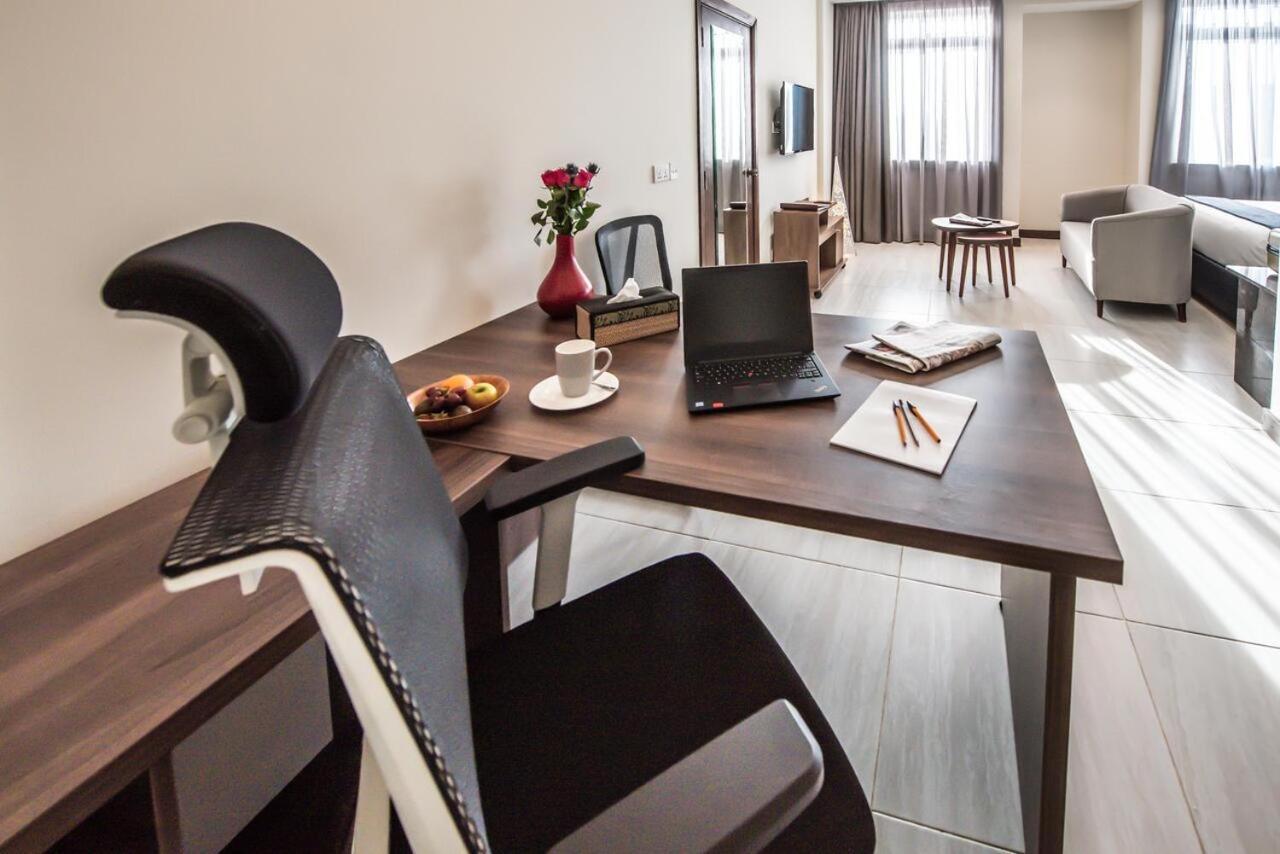 Glam Hotel Nairobi - Near Westgate Mall, Westlands Екстериор снимка